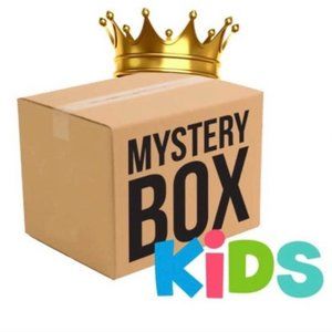 10 Pieces BABY CLOTHING, TOYS ETC. Mystery Box!!